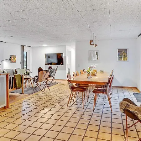 Tatil Evi Five-bedroom Holiday In Blavand 26 Ho